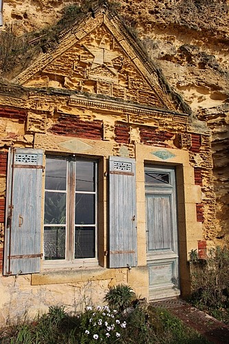 maison-toglodytique-route-de-la-corniche-estuaire-gauriac-800x600--blaye-tourisme