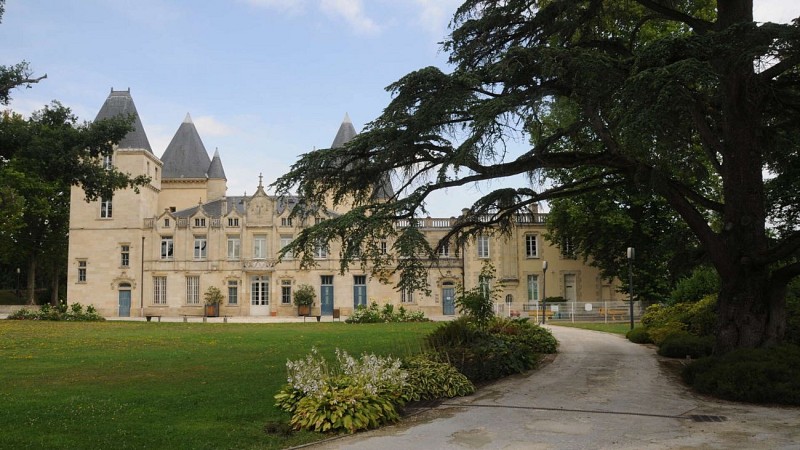 Chateau-de-Thouars-Bordeaux-Metropole
