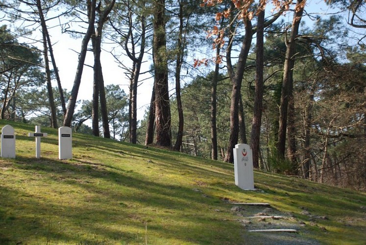 Le cimetière Sénégalais