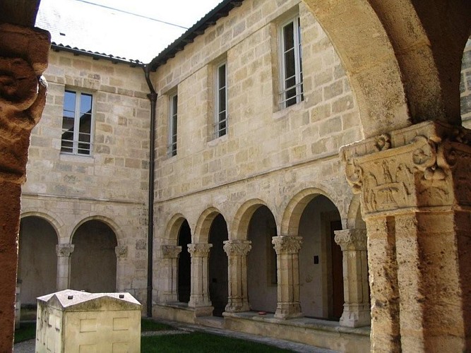 cloitre annonciade 2