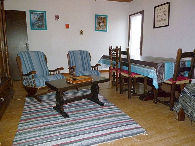 Maison Arbelbide salon autre vue - Uhart Cize