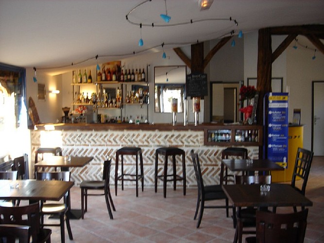 restaurant-le-barthome-st-barthelemy-de-bellegarde-bar