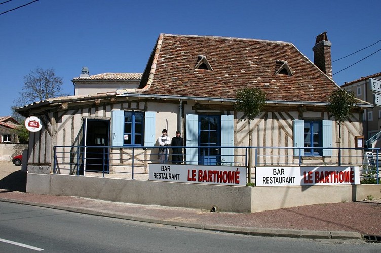 restaurant-le-barthome-st-barthelemy-de-bellegarde-façade1