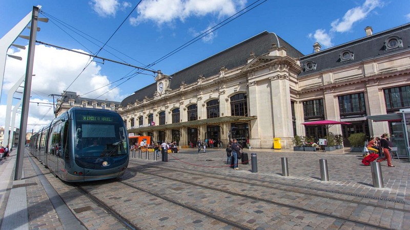 Gare-Saint-Jean-David-Remazeilles