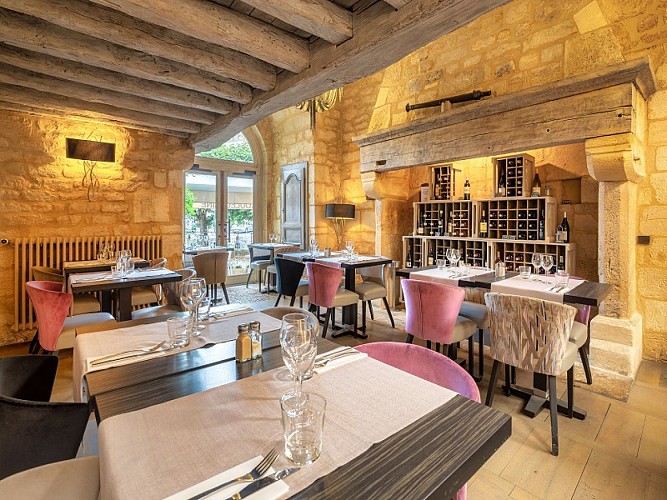 SALLE 1 TER HOTEL SARLAT DORDOGNE PERIGORD