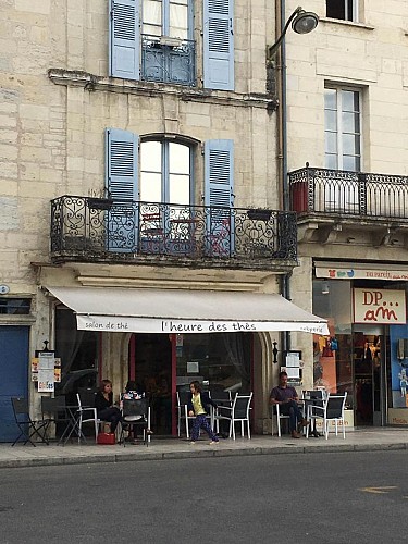 l_heure_des_thes_02432200_175149579