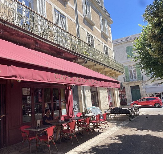 lecafédelaplace_2023_LL