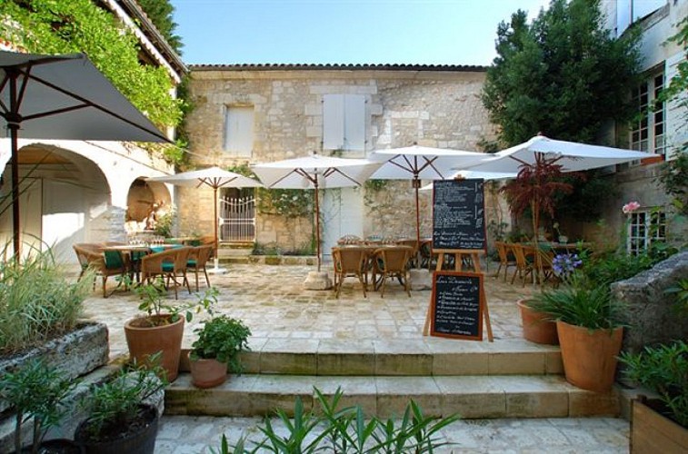 Hôtel-restaurant le Donjon 