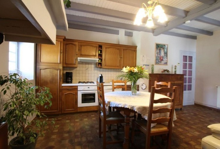 maison oxoby salle a manger suhescun