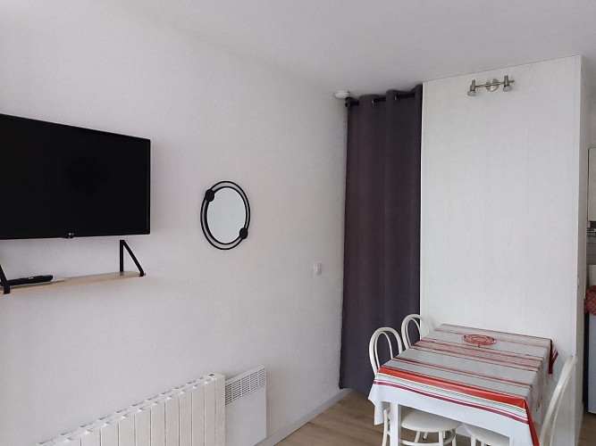 4bf456f0-ef90-432b-ab21-f6d65a06a5a7