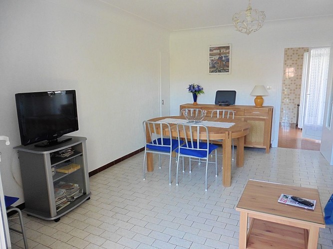 DUBOURG-Jacques-Ciboure-sejour-03 TS