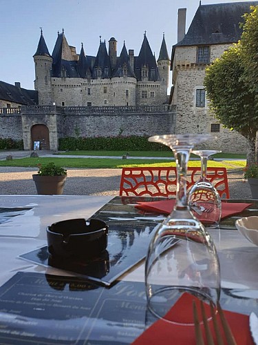 Jumilhac Lou Boueiradour terrasse ©LeBoueiradour