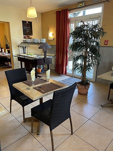restaurant-le-caldero-Montpon-salle(2)
