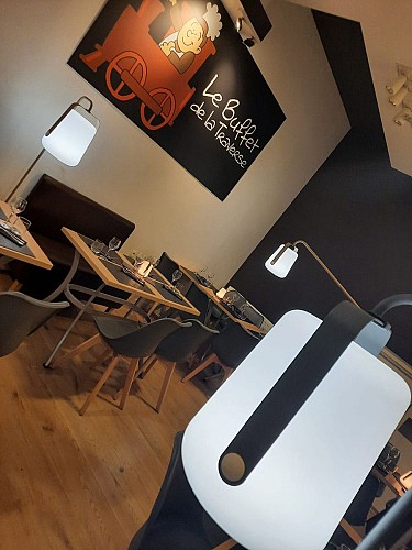 Le_Buffet_de_la_traverse_Sarlat (1)