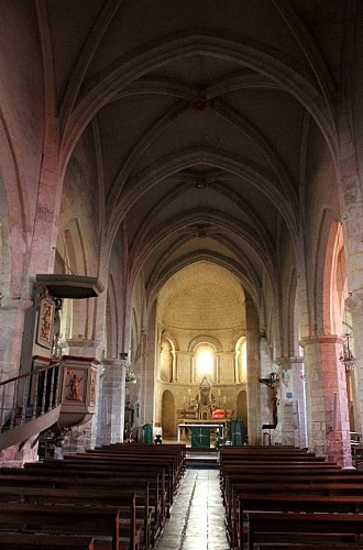 Eglise intérieur 2