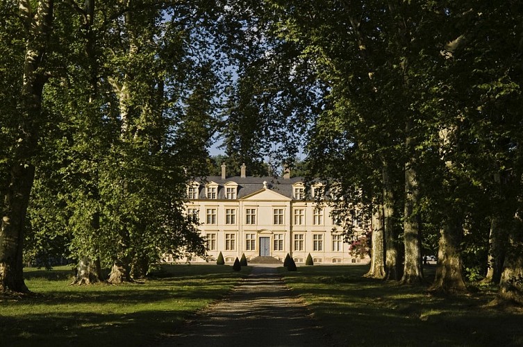 2012_AMOU_château façade