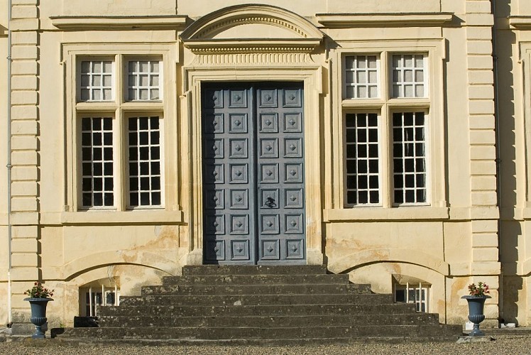 2012_AMOU_château Porte d'entrée