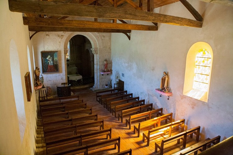 Lagrange - Eglise Saint Pierre de Juliac - Intérieur (2)