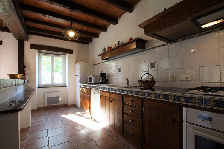 maison-pouchulu-cuisine-ibarolle