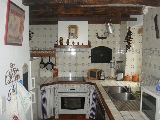 Maison Lauque cuisine - St Martin d Arrossa