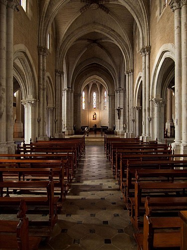 Abbaye de Maylis - Eglise Notre Dame Intérieur