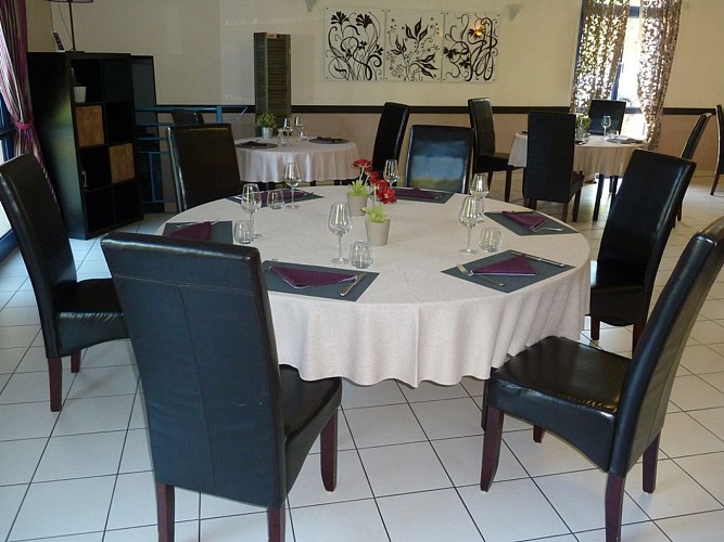 restaurant-l-artenset-salle1