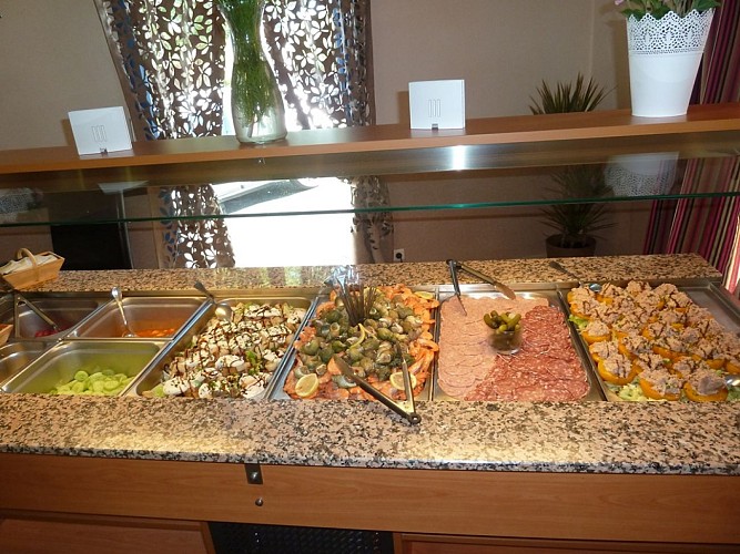 restaurant-l-artenset-buffet2