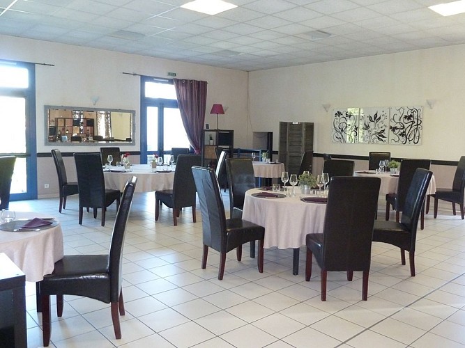 restaurant-l-artenset-salle