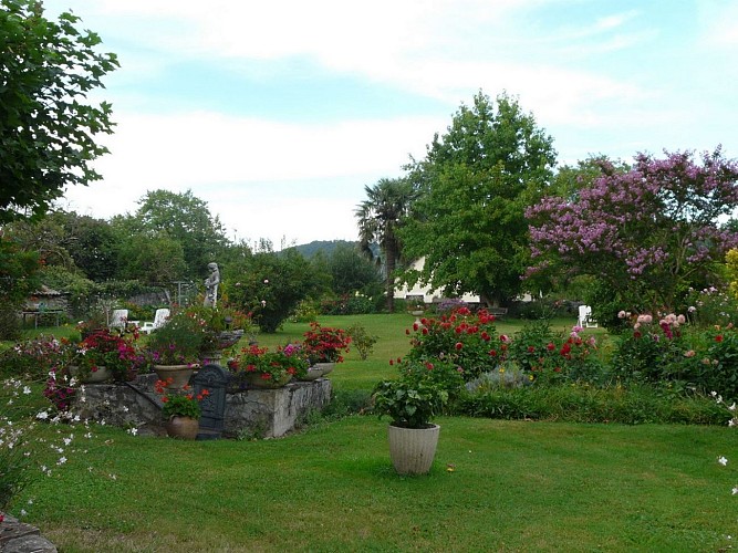 Le Manoir d'ossau Asnar Photo jardin