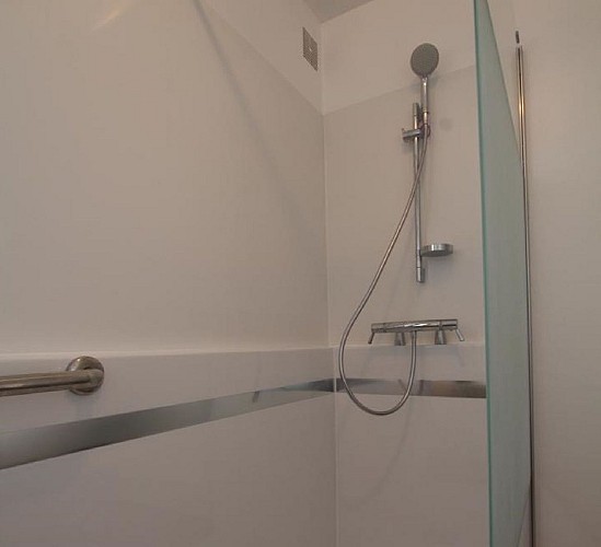 Appartement Aussel  - douche - Uhart Cize