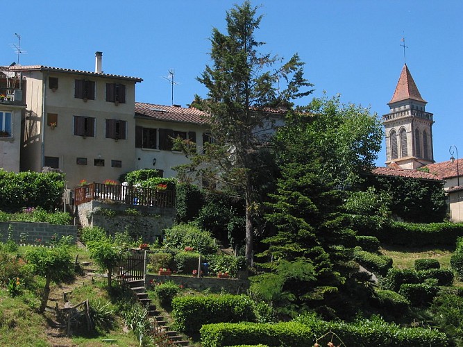 Saint Justin - vue des remparts - ©JMT