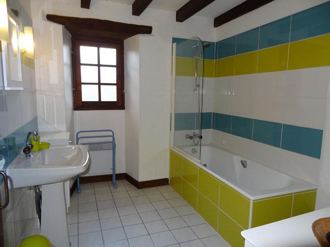 Maison Vignau Tuquet salle de bain - Bidarray