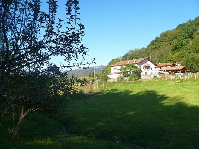 Maison Cherbero arriere - St Etienne de Baigorry