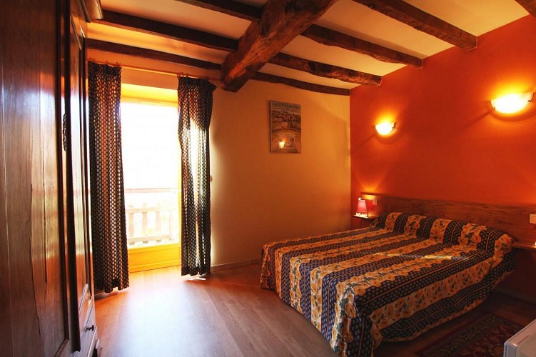 chambre maison Etcheto location Pays Basque Soule Lacarry