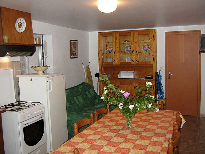 Location Sorhondo - RDC - Vue coin salon - Banca