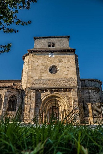 Collégiale St Vincent - extérieur