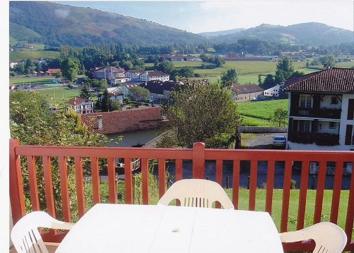 Maison Videgain balcon terrasse - St Jean Pied de Port