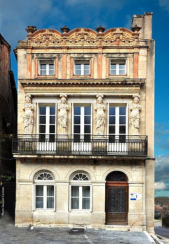 Maison aux Cariatides