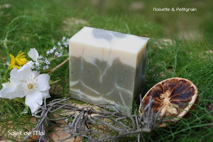 savon agrumes noisette Soleil de Mai