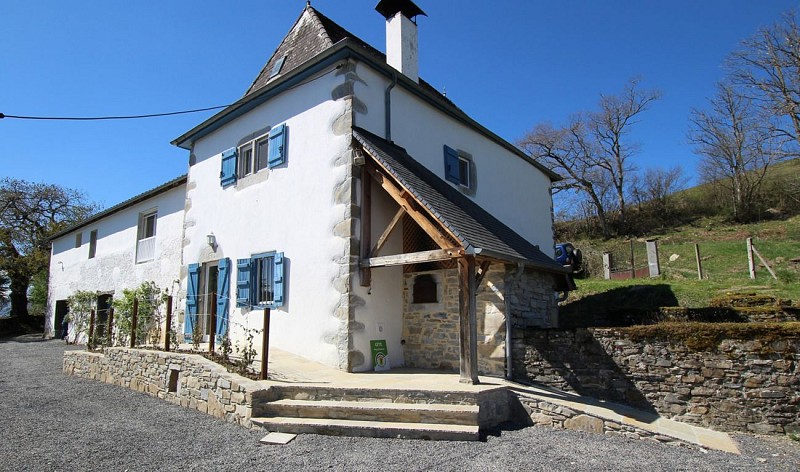 Gîte Belhars montagne basque Soule Menditte façade2