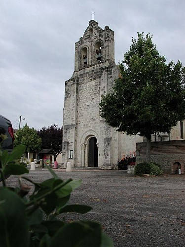 Lavergne - Eglise (4)saint maxence 800x600