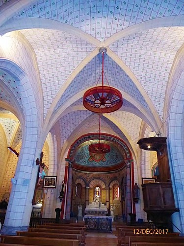 2017-OTPL-S-Colomb-de-Lauzun-Eglise-Interieur004