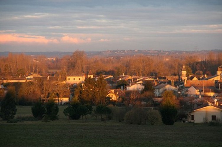 Visite d'Allemans-du-Dropt avec les Raconteuses de Pays