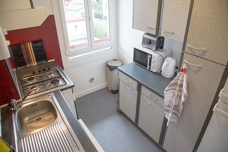 Pays Basque Hendaye Plage T4 appartement 6 personnes locations de vacances bord de mer Patricia résidence Océan cuisine Hendaye Tourisme