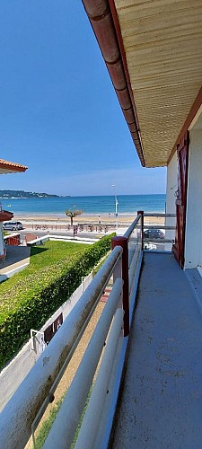 Pays Basque Hendaye Plage T4 appartement 6 personnes locations de vacances bord de mer Patricia océan Balcon Hendaye Tourisme