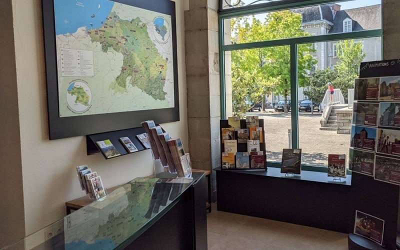 Vitrine Office de Tourisme