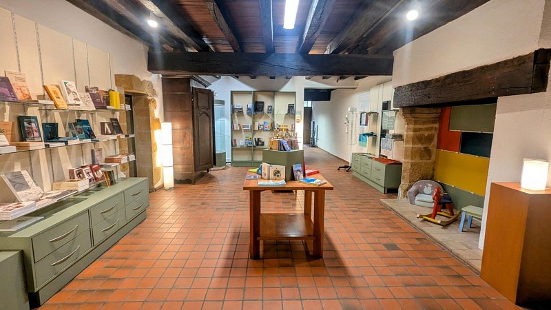 Musee-jeanne-dalbret-orthez-accueil