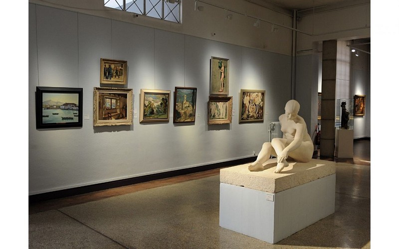 Musée des Beaux Arts - Pau - Tableaux et statue RDC