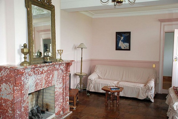 Location Chapelle - Maréchal - 03 - Salon - Ainhice-Mongelos