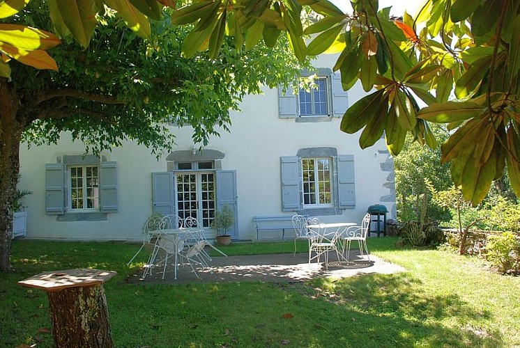 Location Chapelle - Maréchal - 01 - Vue appartement - Ainhice-Mongelos